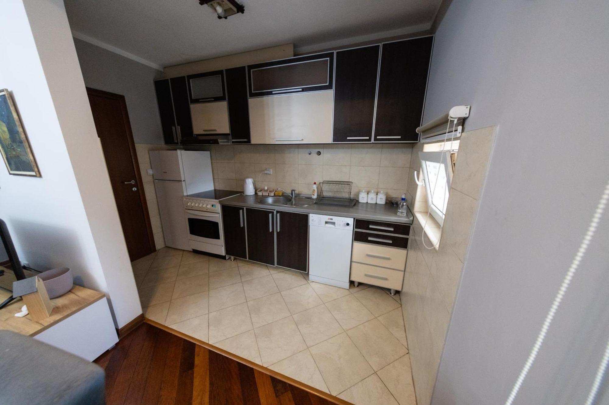 Lux Place Apartments Downtown Kragujevac Ngoại thất bức ảnh
